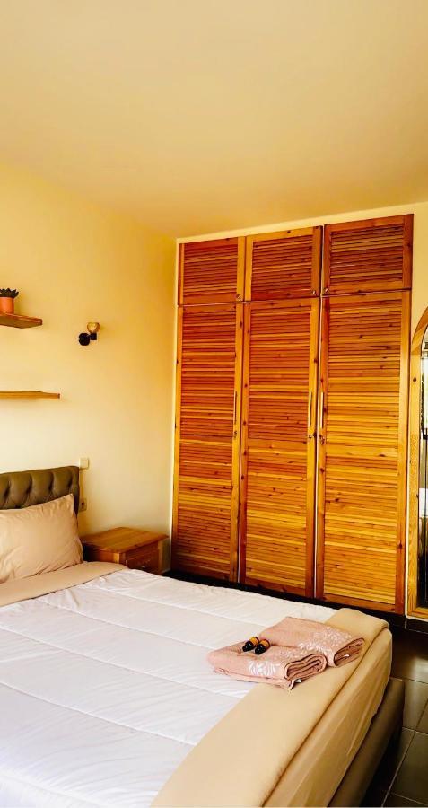 Appartement Spacieux A 150M Des Jardins Majorelle Marrakesh Exterior photo
